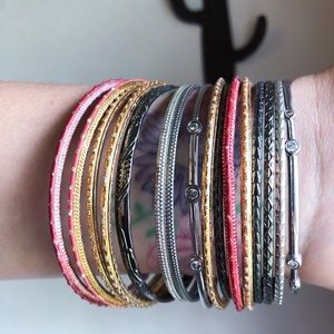 ✨BOGO assorted bangles